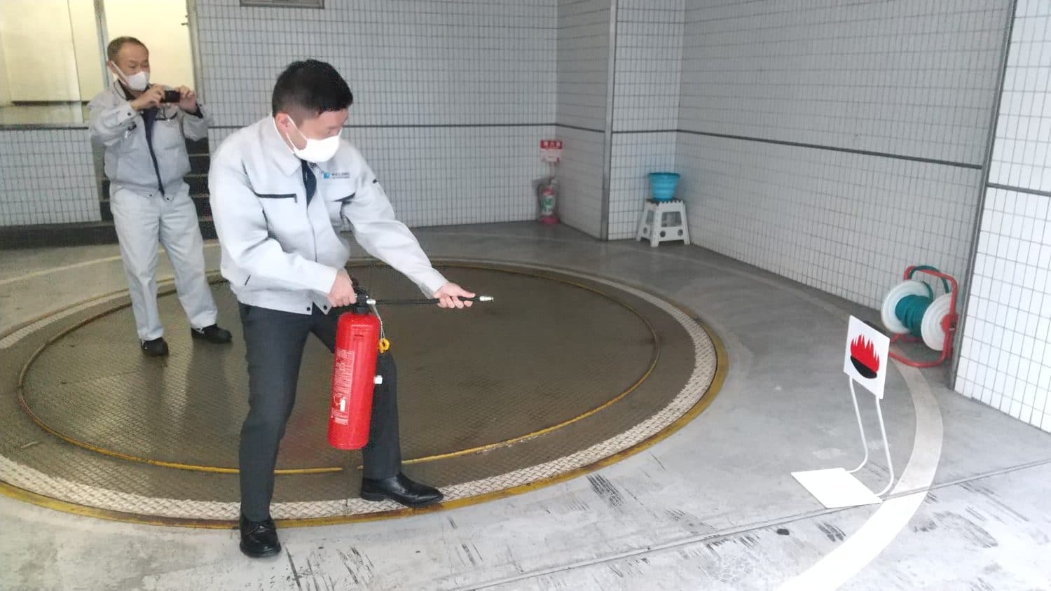 消防訓練 実施中写真