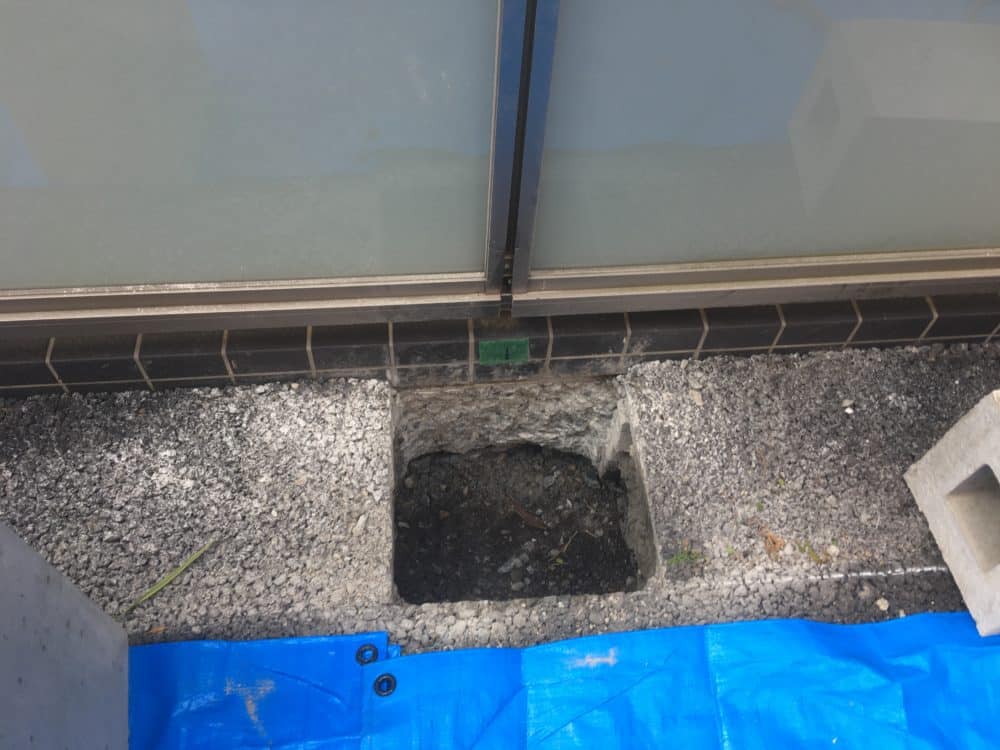 綺麗な四角の穴が開きました！