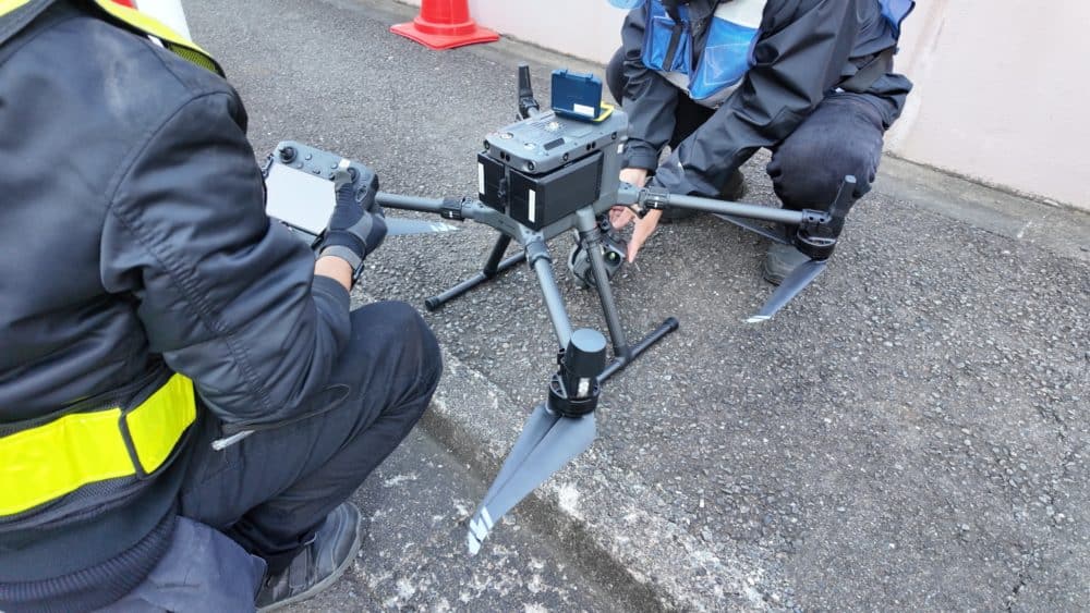 ドローンセッティング中の画像